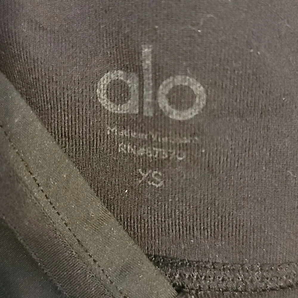 ALO Yoga super sexy